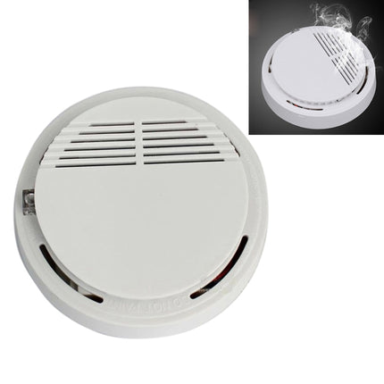 SS-168 First Alert Battery-Operated Fire Smoke Alarm Detector(White)