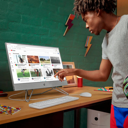 HP - 23.8" Full HD Touch-Screen All-in-One - Intel Core i3 - 8GB Memory - 512GB SSD - Starry White