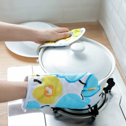 5 Sets 2 in 1 Thickened Microwave Oven High Temperature Resistant Plus Velvet Insulation Gloves Set Random Color Delivery